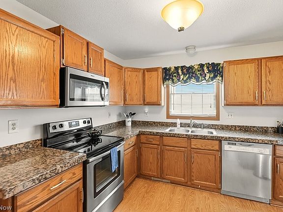 2nd image of 120 Talsman Dr #4