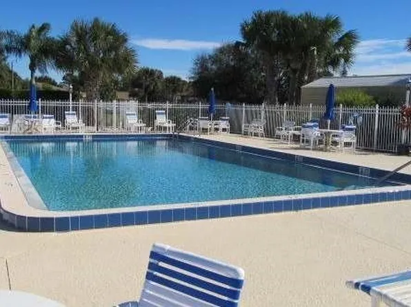 605 Ixoria Ave, Fort Pierce, FL