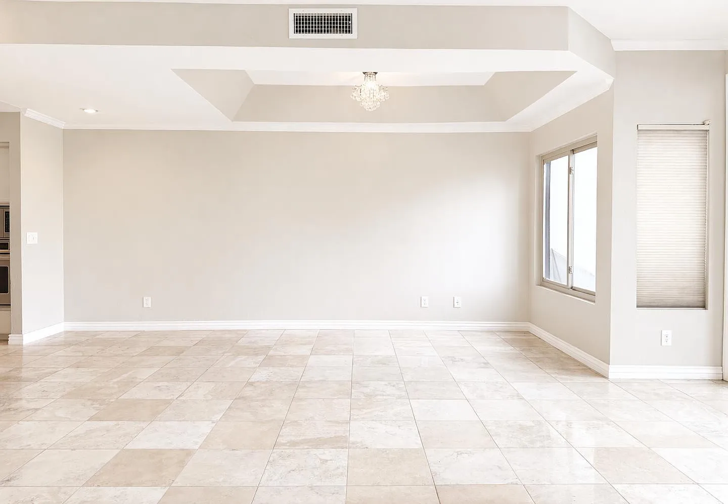 2 bed, 2.5 bath, 1603 sqft, $4,600 — Photo 4