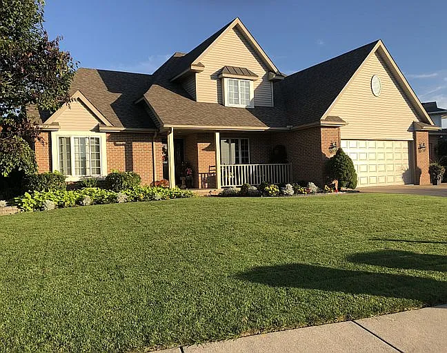 1120 E Tyler St photo 1