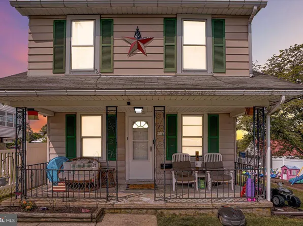 3308 Chestnut St, Laureldale, PA 19605