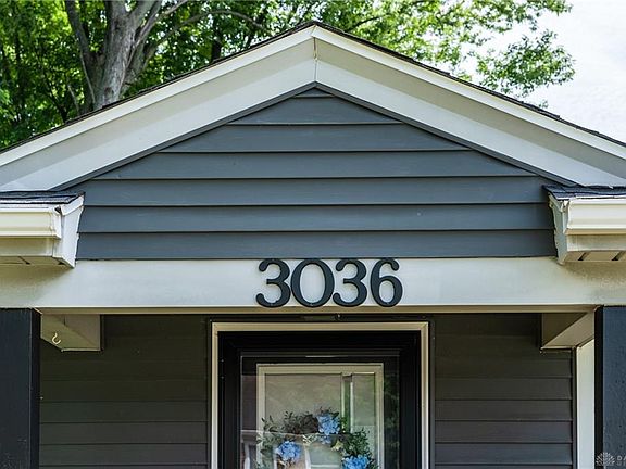 3rd image of 3036 Hobart Ave