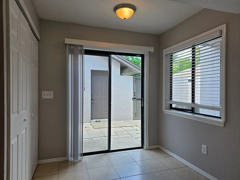 162 Olive Tree Cir — Photo 11