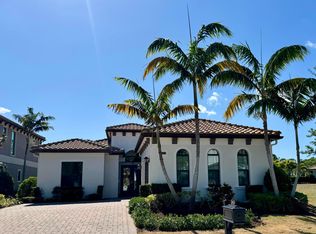 263 SE Calmo Cir, Port Saint Lucie, FL 34984