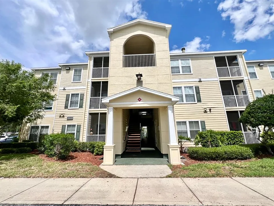 18469 Bridle Club Dr #3