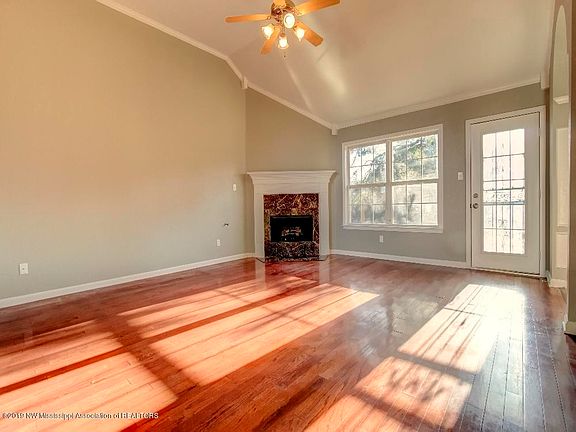 5th image of 9203 Lorrie Ln