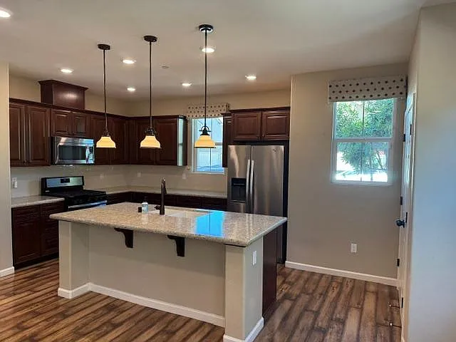 5652 Cornerstone Dr — Photo 5