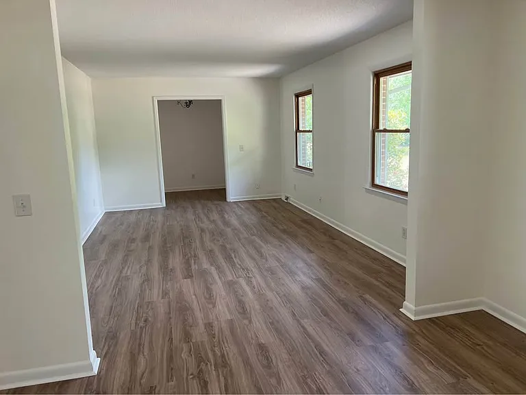 2915 Middle Sound Loop Rd — Photo 9
