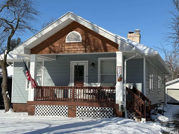 934 W Douglas Ave, Jacksonville, IL 62650