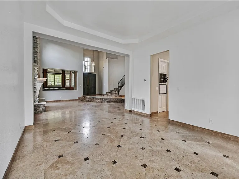 10603 Porta Romana Ct — Photo 9
