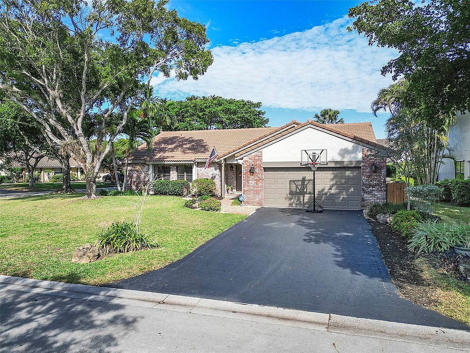 1st image of 5001 NW 64th Drive
