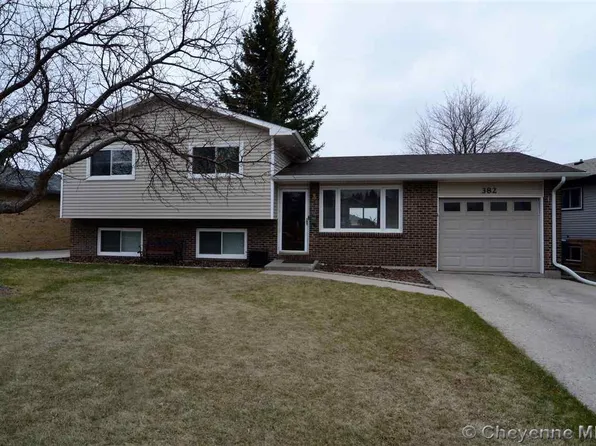 382 Bocage Dr, Cheyenne, WY 82009