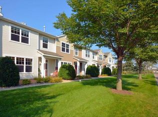 3335 Hazel Trl UNIT B, Woodbury, MN 55129