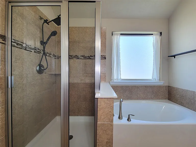 20527 Keegans Ledge Ln — Photo 23