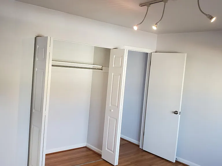 315 Monroe St #3 — Photo 11