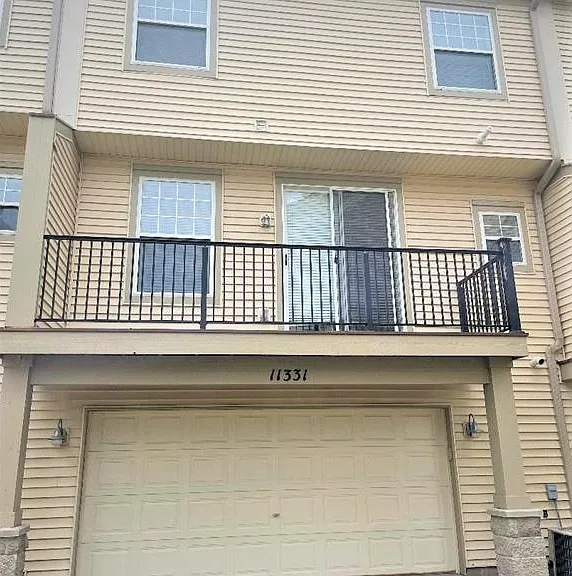 11331 Stratton Ave — Photo 2
