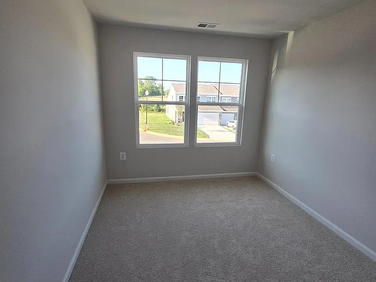 33 Apollo Rd — Photo 26