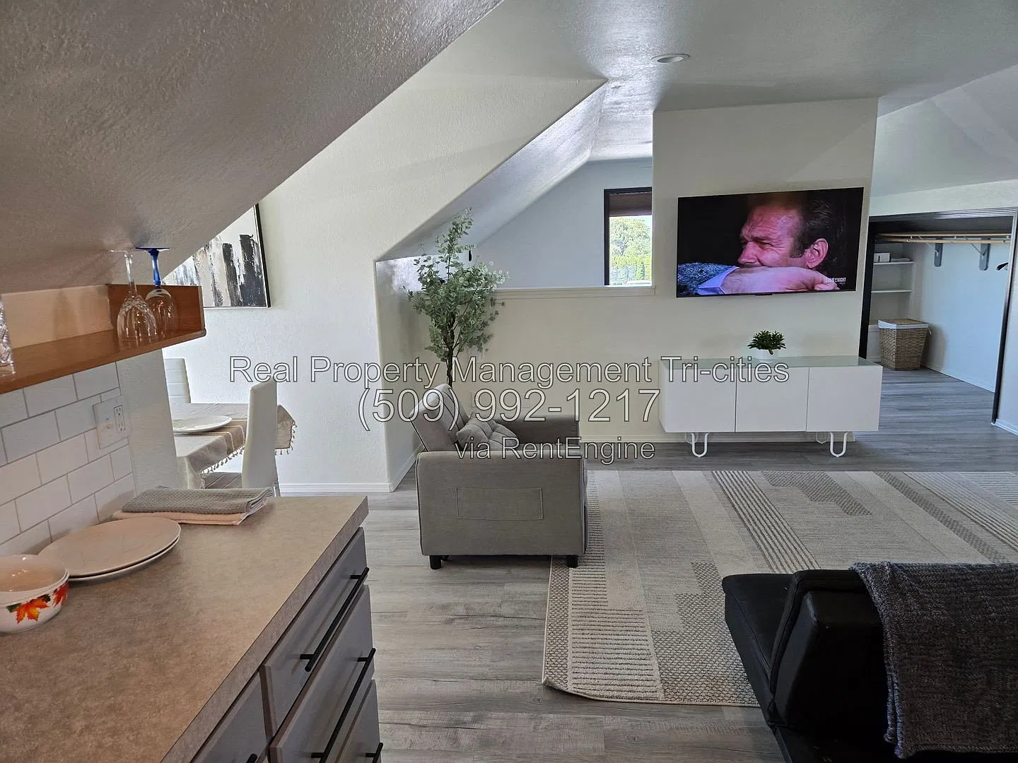 2 bed, 2.0 bath, 1200 sqft, $2,495 — Photo 4