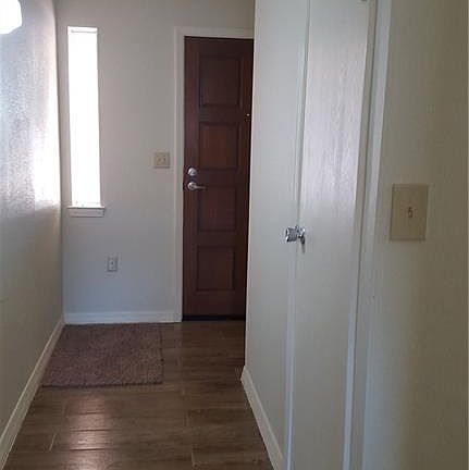 2nd image of 3413 Tascosa St