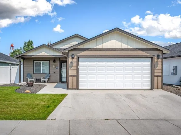 18507 E East 3rd Ave, Greenacres, WA 99016