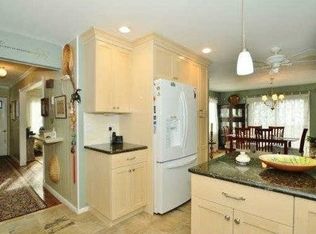 1 Ruby Ln, Huntington Station, NY 11746