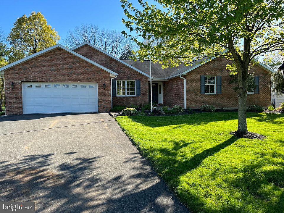 3036 Burton Dr Gilbertsville PA 19525 Zillow