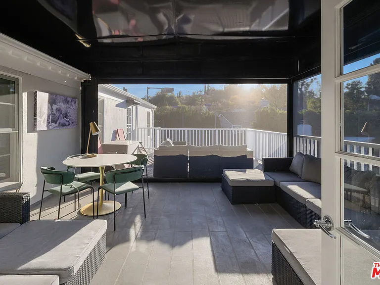 17503 Rancho St — Photo 27