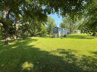 22002 Hill Dr, Bernard, IA 52032