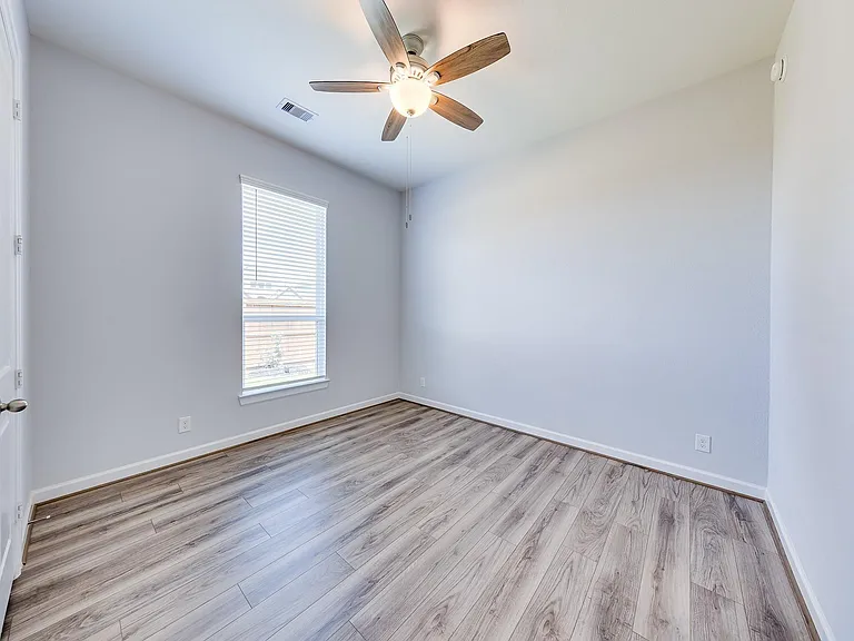 24418 Moonlit Shore Dr — Photo 23