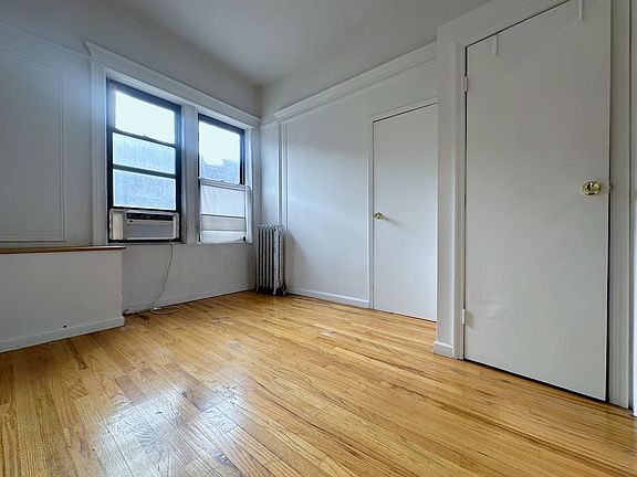 4th image of 267 Clifton Pl #1F