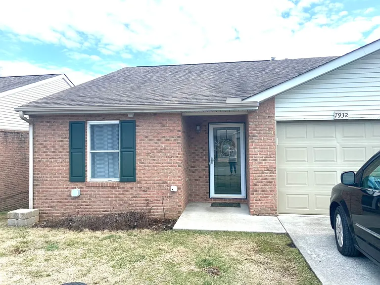 7932 Jenhurst Way — Photo 26