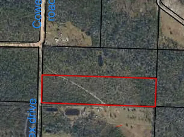 10952 Alex Dr, Fountain, FL 32438