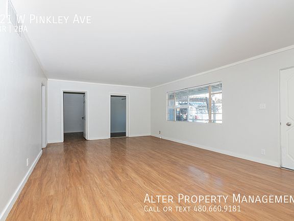 5th image of 721 W Pinkley Ave
