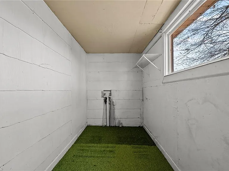212 N Laura Wall Blvd — Photo 22