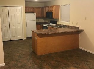 4936 W Millbrook Dr, Columbia, MO 65203