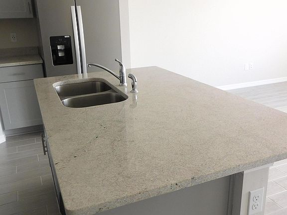 4th image of 4057 Hot Springs Avenue #4057