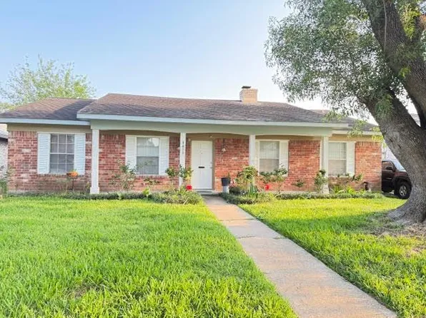 9419 McAfee Dr, Houston, TX 77031