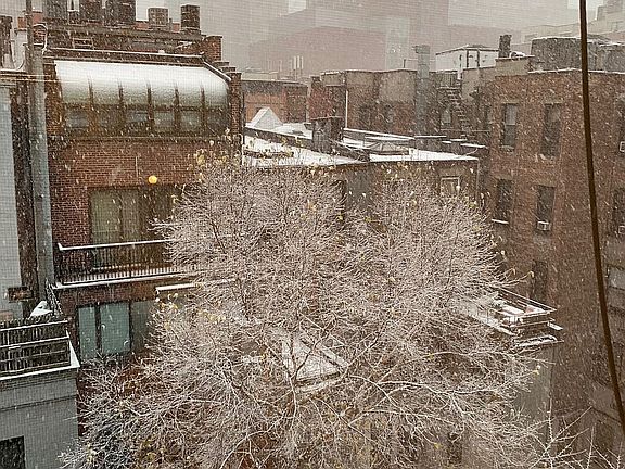 3rd image of 58 W 70th St APT 9
