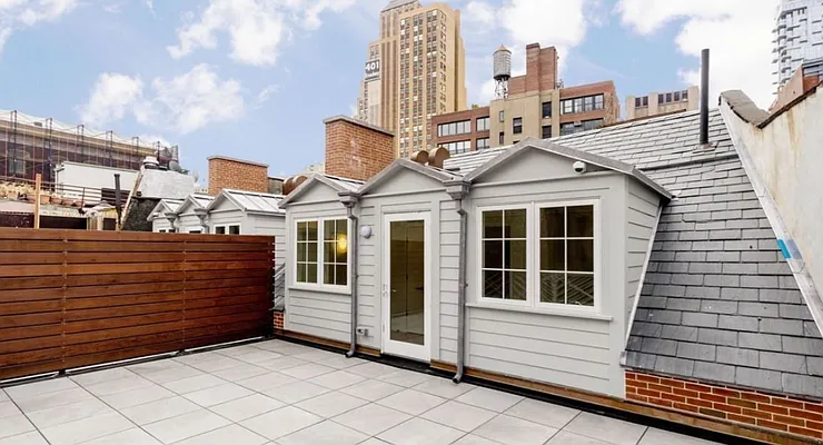 Rented by Compass | media 18