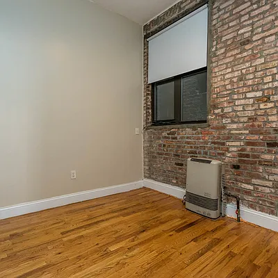 Rented by Nooklyn NYC LLC | media 7