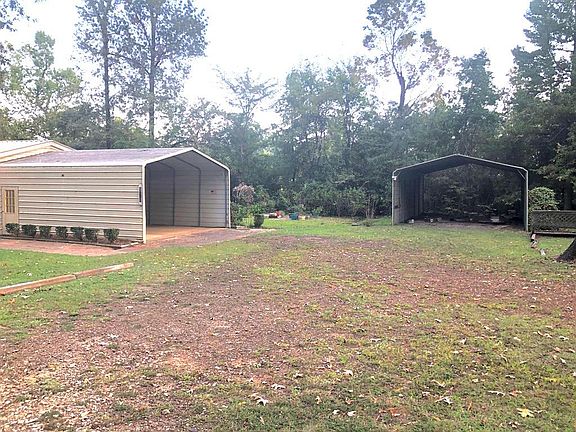2nd image of 370 Mulberry Ln