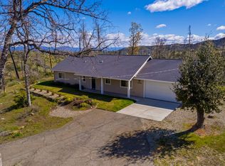 15861 Joey Ln, Redding, CA 96001