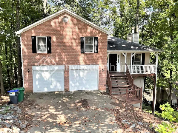 608 Caliber Ct, Woodstock, GA 30188