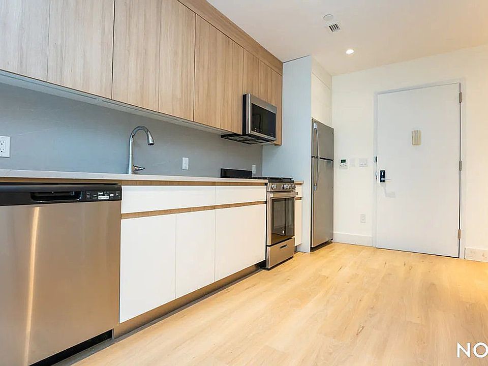 1st image of 378 Weirfield St #201