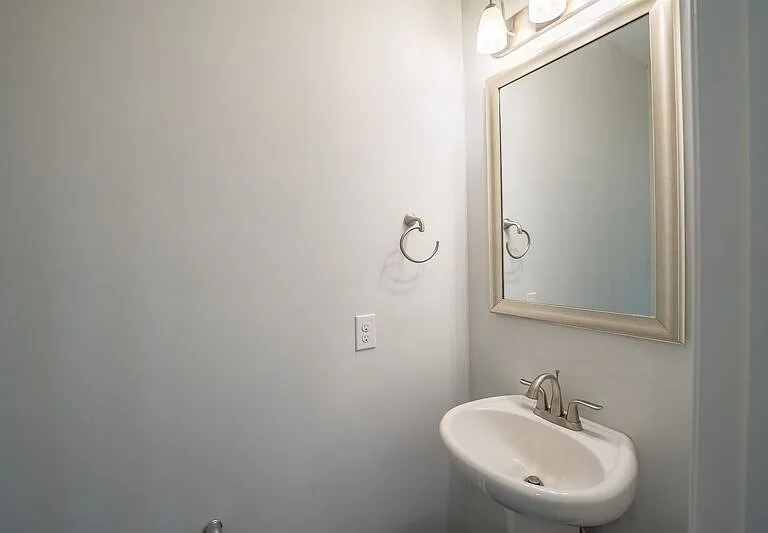 293 McCrady Dr — Photo 9