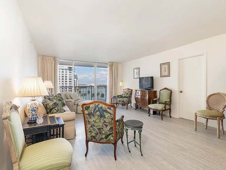 1801 S Flagler Dr #1105 — Photo 3