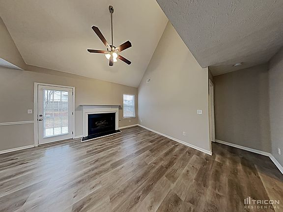 3rd image of 5005 Towne Park Dr