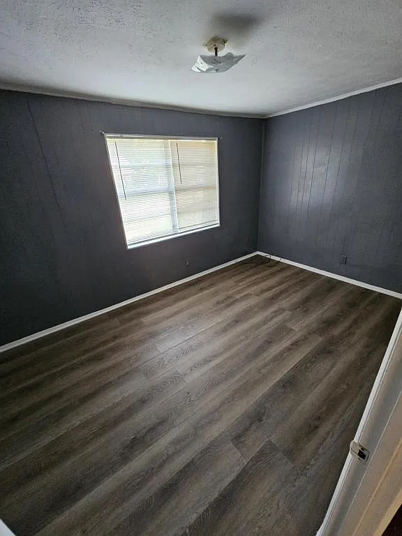 1965 Summer Street APT B5 — Photo 2