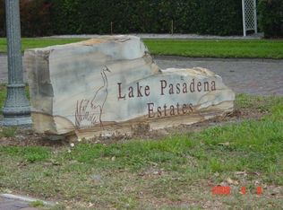 6313 Dartmouth Ave N, Saint Petersburg, FL 33710