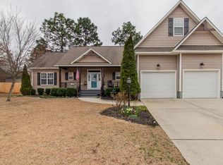135 Russet Ct, Carthage, NC 28327